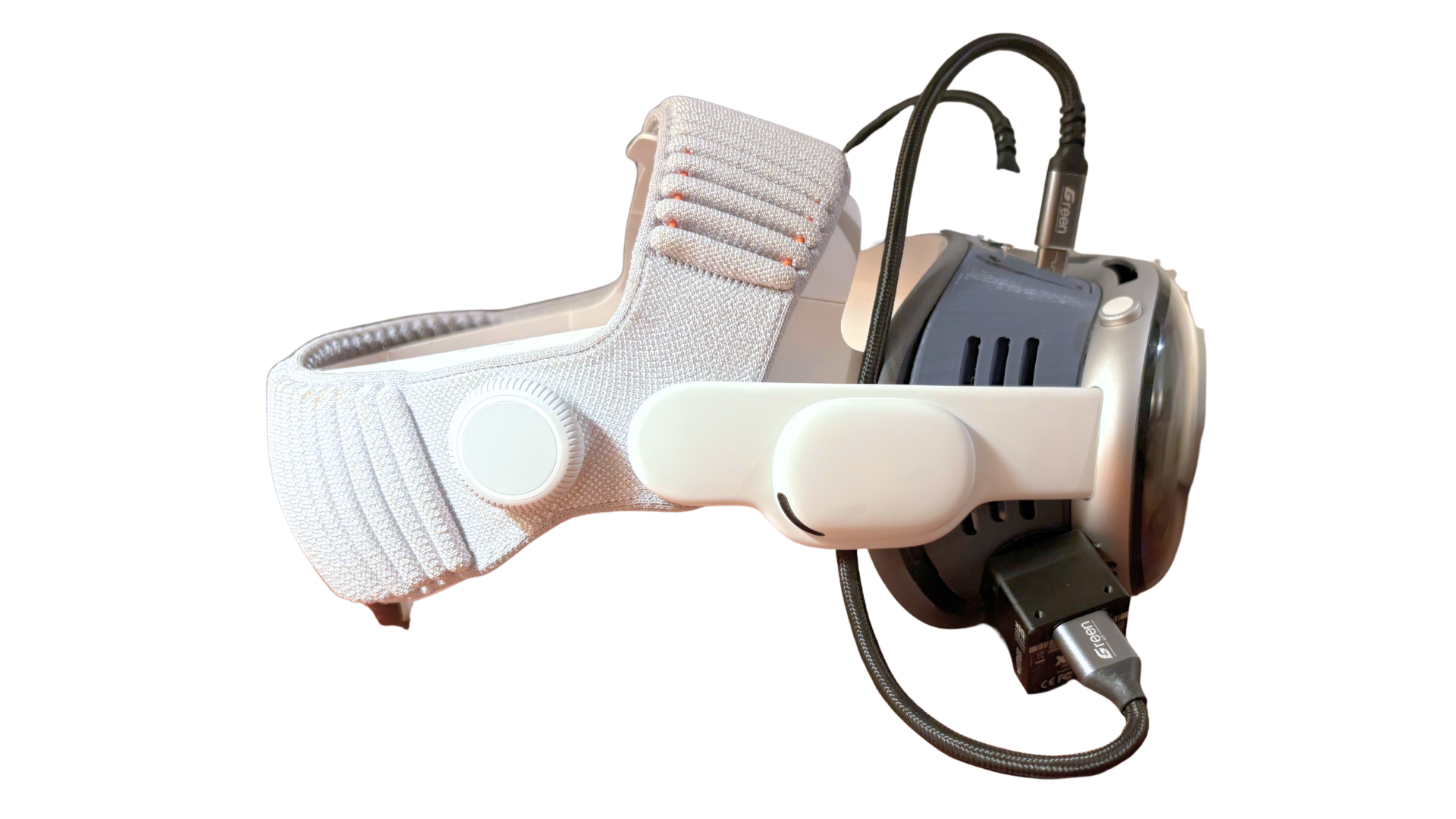Apple Vision Pro with the Saccade SAC-001 module attached